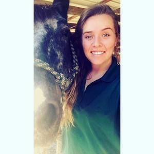 Meet your Posher, Hannah